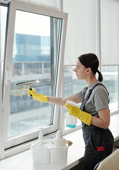 Pəncərə və Fasad Yuyulması